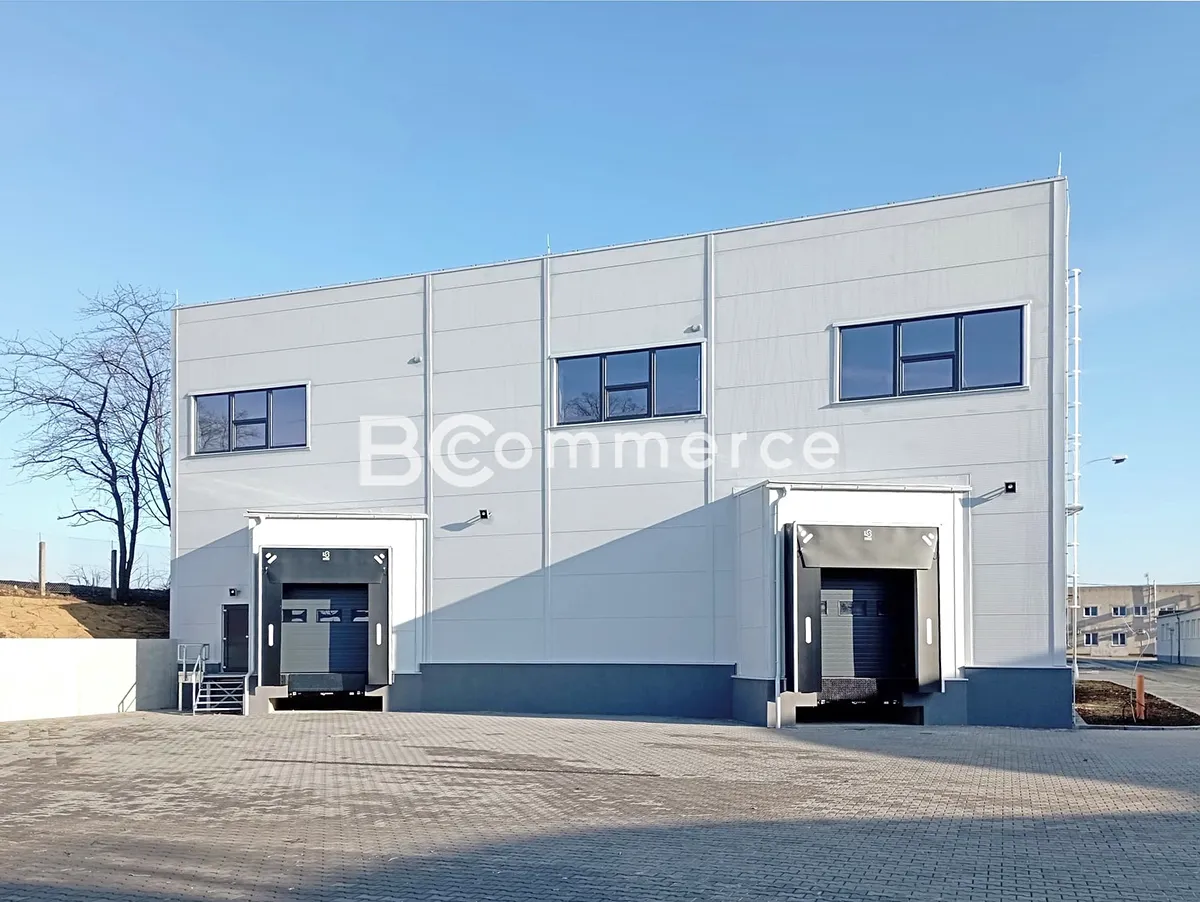 Pronájem výrobní haly, prostoru 1481 m²